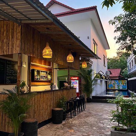Gecko Hostel Siem Reap Exterior foto